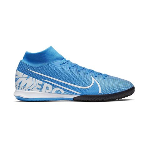 fußballschuhe halle nike